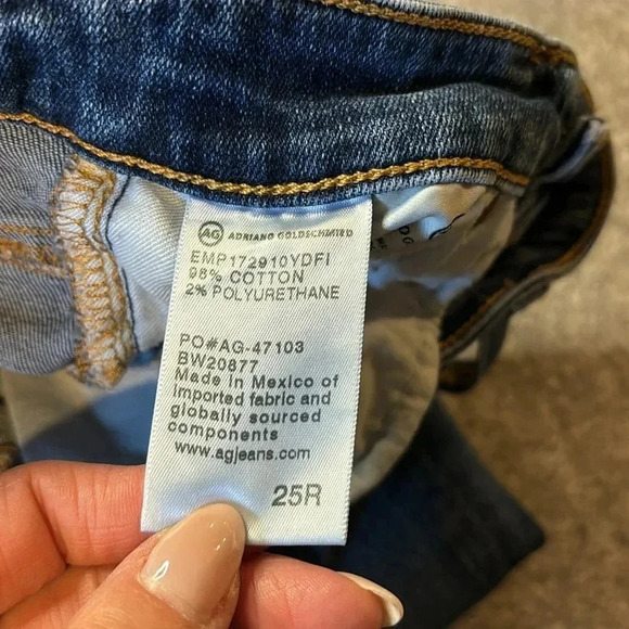 AG  Jeans, The Mila. Size 25R. - Picture 12 of 13